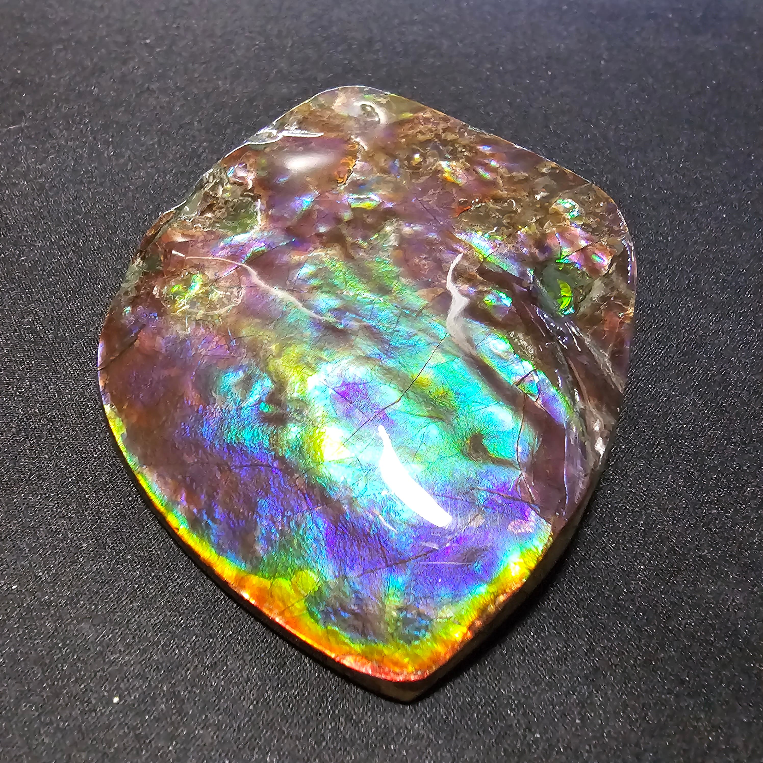 Ammolite Lucky Stone A04