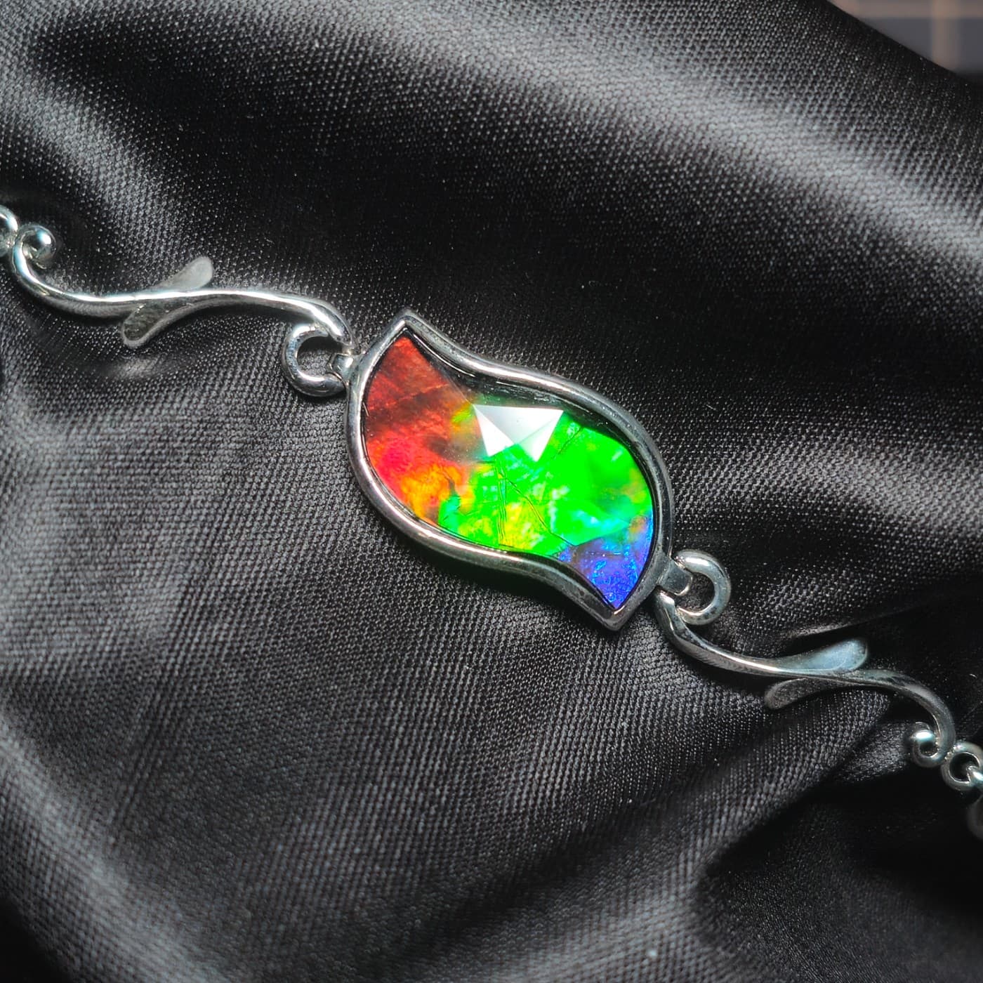Silver Ammolite Bracelet 20x10 S-Shape